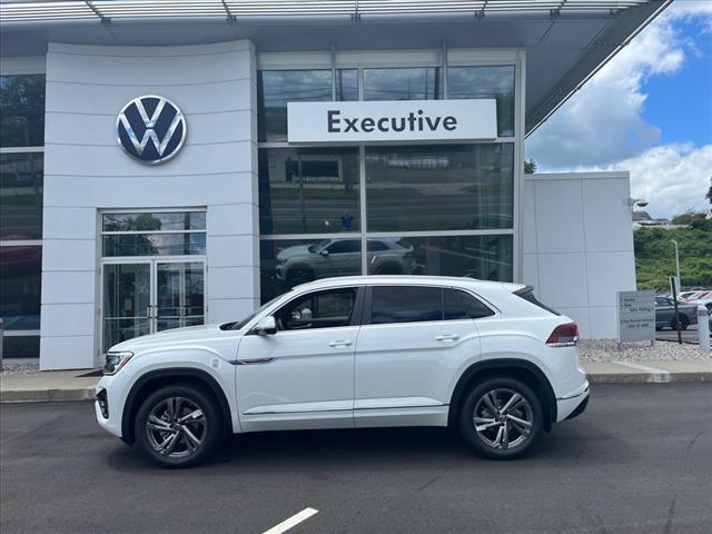 new 2024 Volkswagen Atlas Cross Sport car, priced at $45,844