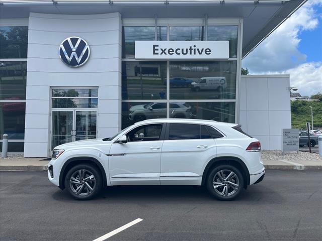 new 2024 Volkswagen Atlas Cross Sport car, priced at $45,844