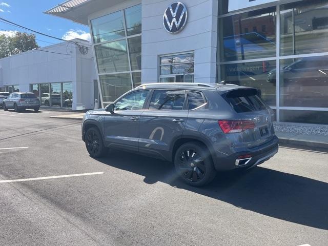 new 2024 Volkswagen Taos car, priced at $36,726