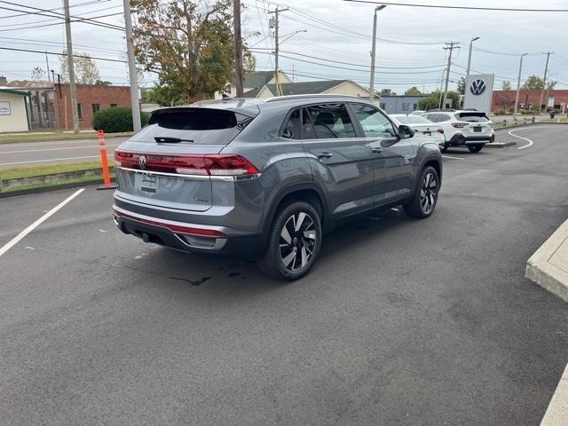 new 2024 Volkswagen Atlas Cross Sport car, priced at $40,697