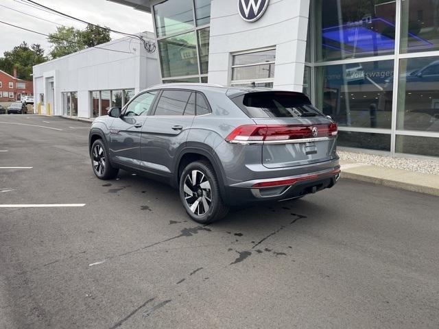 new 2024 Volkswagen Atlas Cross Sport car, priced at $40,697