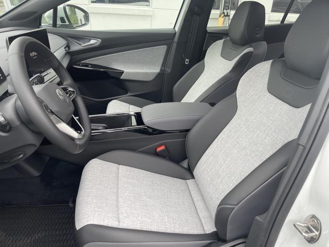 new 2025 Volkswagen ID.4 car, priced at $41,091