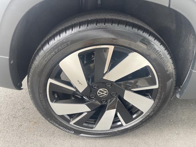 used 2024 Volkswagen Taos car, priced at $29,547