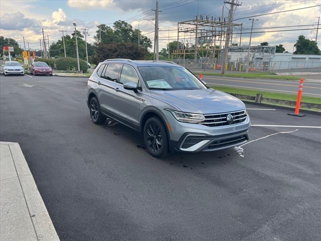 new 2024 Volkswagen Tiguan car, priced at $36,616