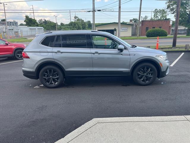 new 2024 Volkswagen Tiguan car, priced at $36,616