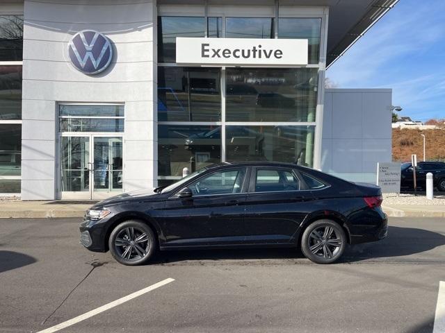 used 2024 Volkswagen Jetta car, priced at $22,923