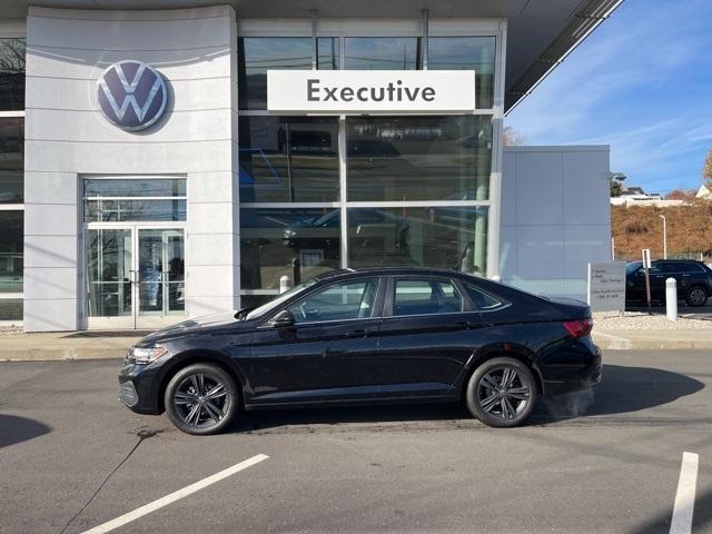 used 2024 Volkswagen Jetta car, priced at $22,923