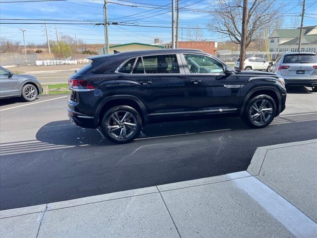 new 2024 Volkswagen Atlas Cross Sport car, priced at $50,134