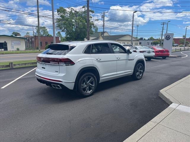 new 2024 Volkswagen Atlas Cross Sport car, priced at $53,026