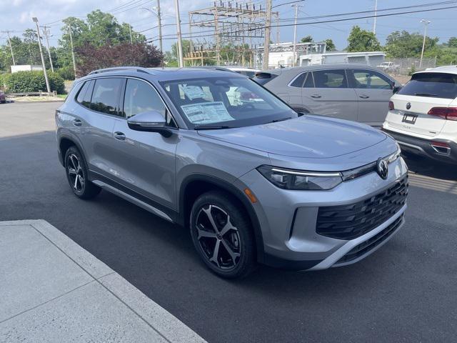 new 2025 Volkswagen Tiguan car, priced at $35,794