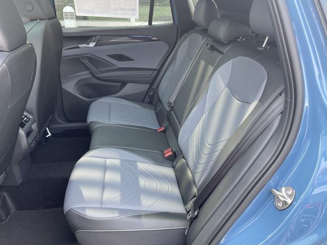 new 2025 Volkswagen Tiguan car, priced at $37,963