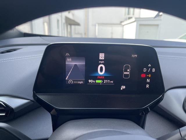 new 2025 Volkswagen ID.4 car, priced at $46,080