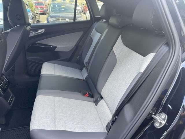 new 2025 Volkswagen ID.4 car, priced at $46,080