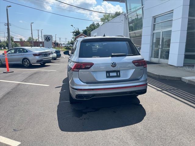 new 2024 Volkswagen Tiguan car, priced at $38,764