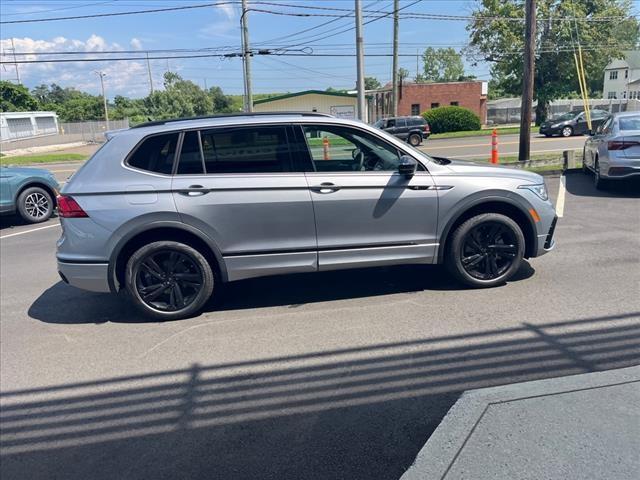 new 2024 Volkswagen Tiguan car, priced at $38,764