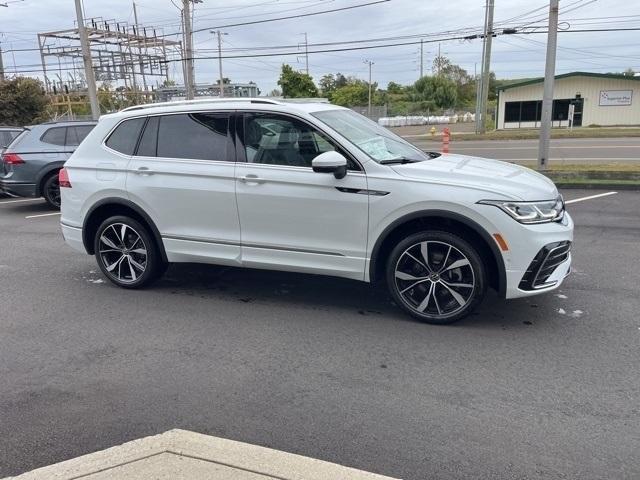 new 2024 Volkswagen Tiguan car, priced at $41,849