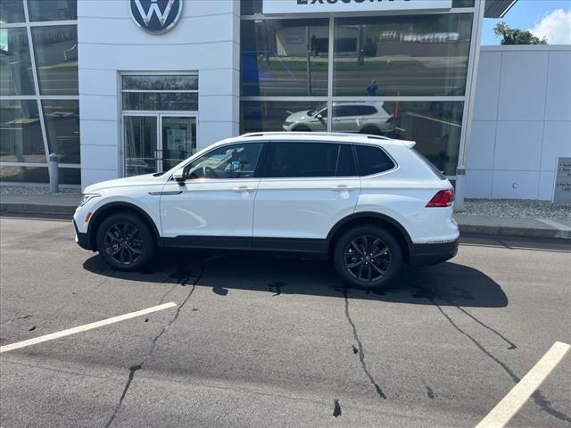 new 2024 Volkswagen Tiguan car, priced at $36,964