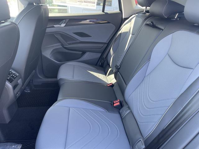 new 2025 Volkswagen Tiguan car, priced at $33,442