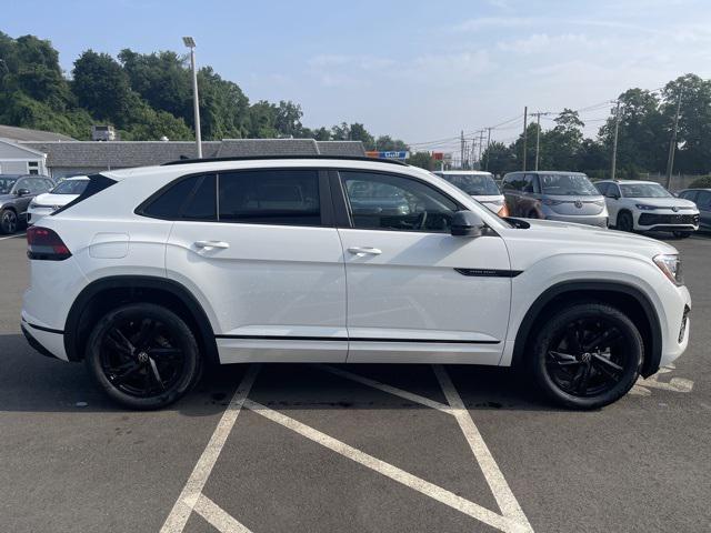 new 2025 Volkswagen Atlas Cross Sport car, priced at $48,147