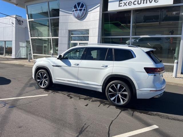 used 2024 Volkswagen Atlas car, priced at $46,350