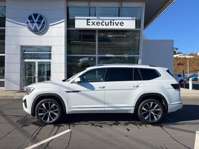 used 2024 Volkswagen Atlas car, priced at $46,350