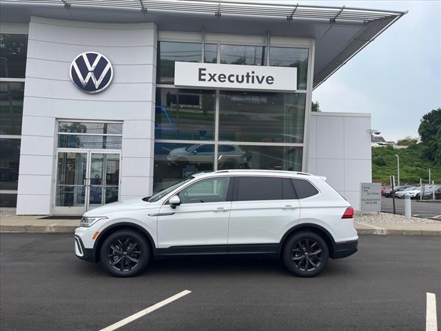 new 2024 Volkswagen Tiguan car, priced at $37,021