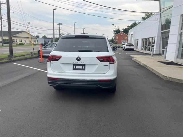 new 2024 Volkswagen Tiguan car, priced at $37,021