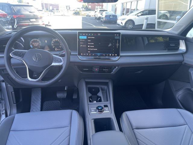 new 2025 Volkswagen Tiguan car, priced at $33,547