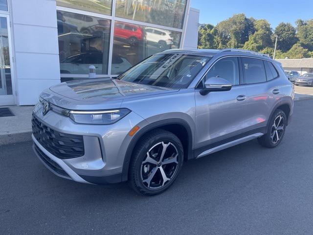 new 2025 Volkswagen Tiguan car, priced at $33,547