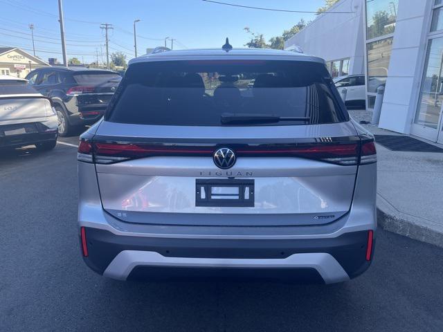 new 2025 Volkswagen Tiguan car, priced at $33,547