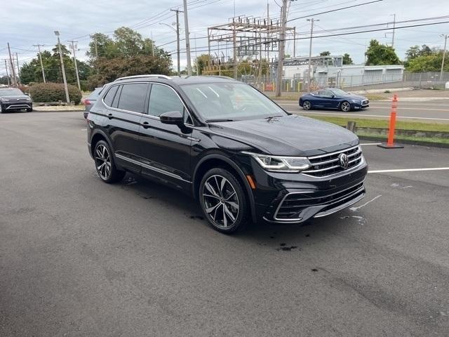 new 2024 Volkswagen Tiguan car, priced at $41,990