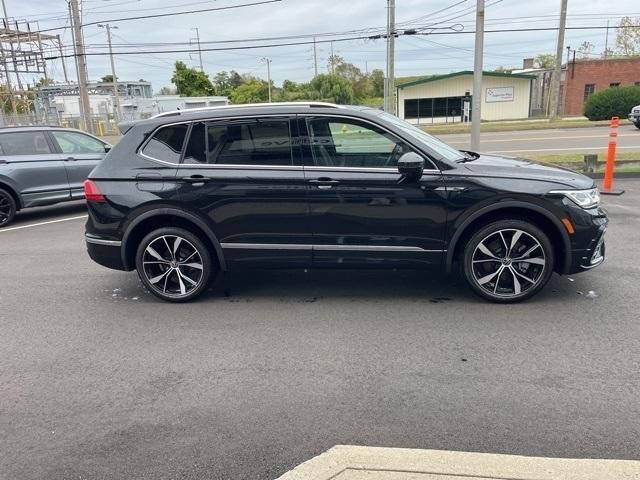 new 2024 Volkswagen Tiguan car, priced at $41,990