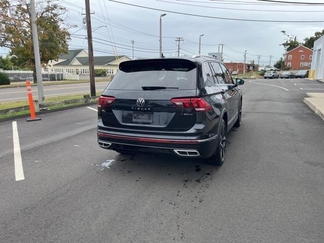 new 2024 Volkswagen Tiguan car, priced at $41,990