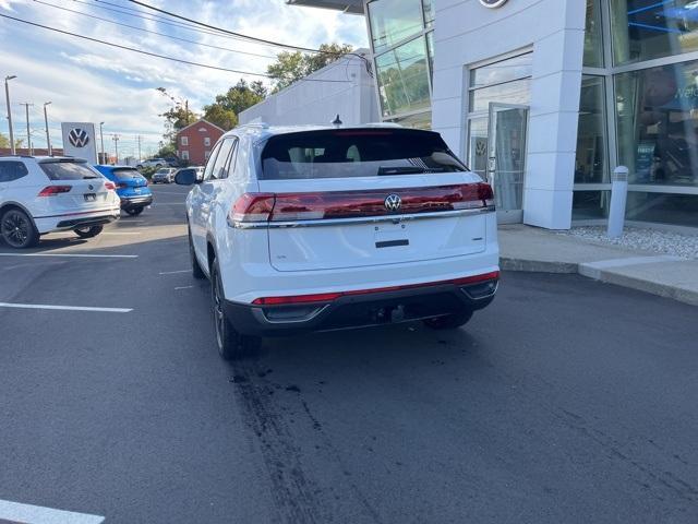 new 2024 Volkswagen Atlas Cross Sport car, priced at $47,081