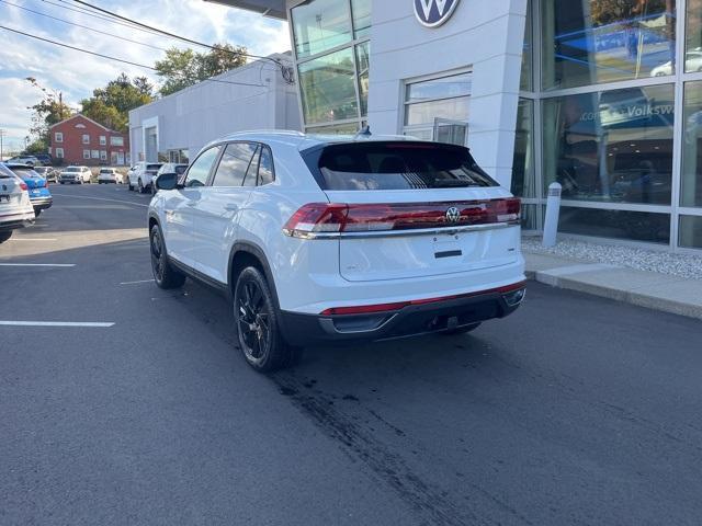 new 2024 Volkswagen Atlas Cross Sport car, priced at $47,081