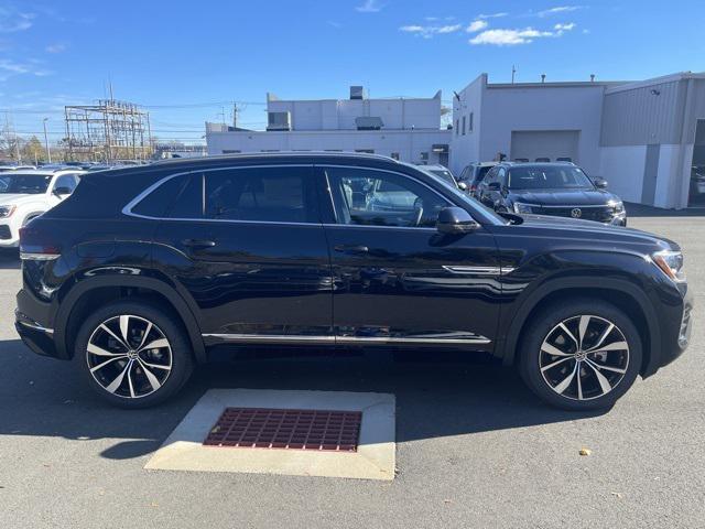 new 2026 Volkswagen Atlas Cross Sport car, priced at $54,151
