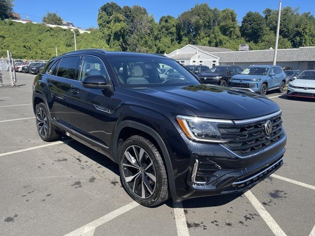 new 2026 Volkswagen Atlas Cross Sport car, priced at $54,009
