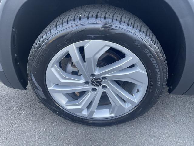 used 2022 Volkswagen Atlas car, priced at $30,989