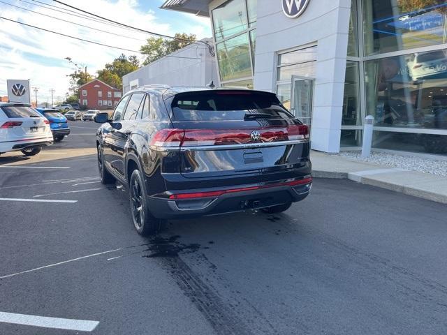 new 2024 Volkswagen Atlas Cross Sport car, priced at $47,081