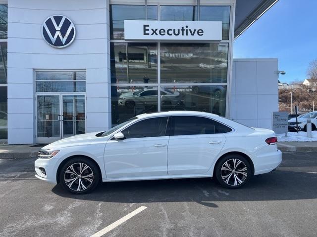 used 2022 Volkswagen Passat car, priced at $19,886