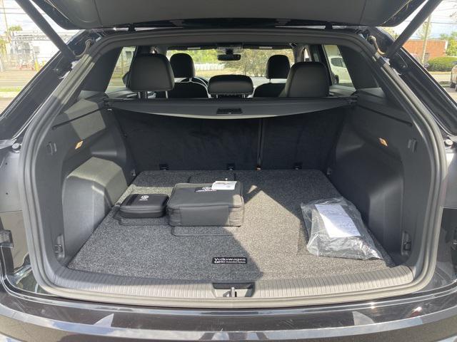 used 2022 Volkswagen Atlas Cross Sport car, priced at $30,982