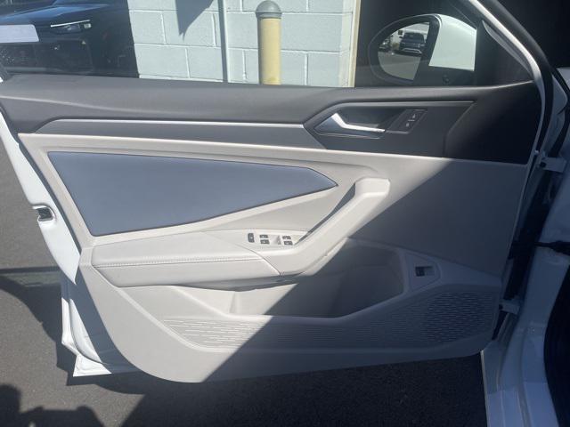 new 2025 Volkswagen Jetta car, priced at $27,672
