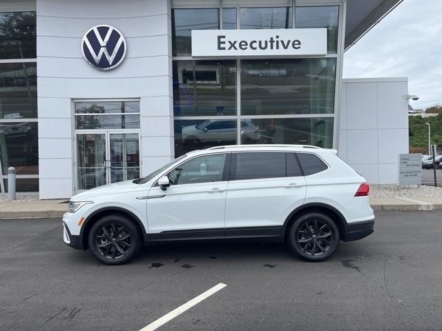 new 2024 Volkswagen Tiguan car, priced at $36,984