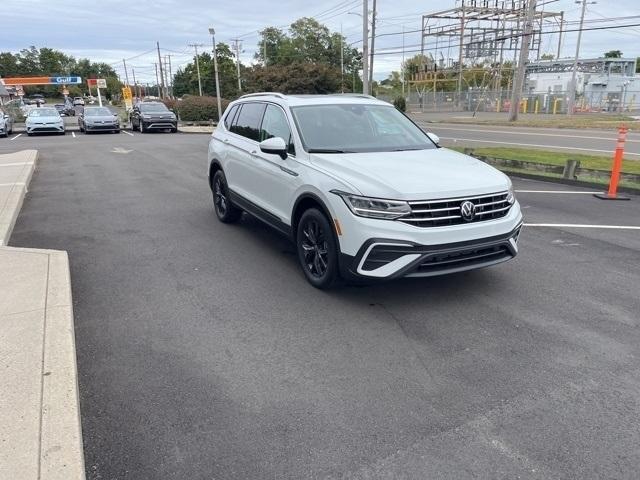 new 2024 Volkswagen Tiguan car, priced at $36,984