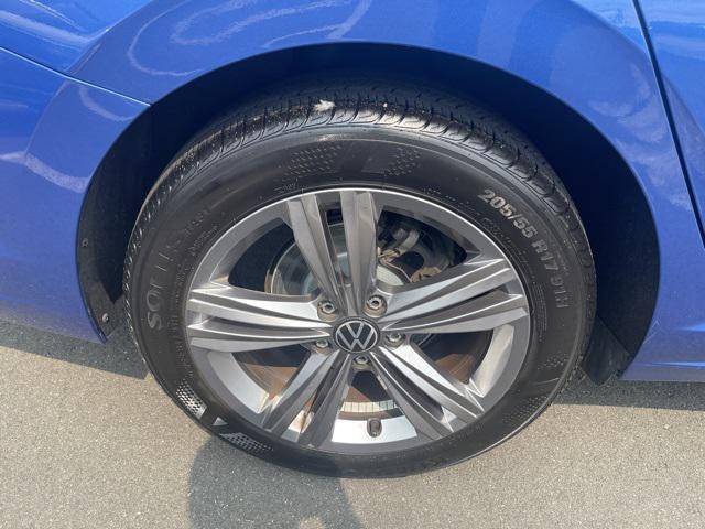 used 2022 Volkswagen Jetta car, priced at $19,987