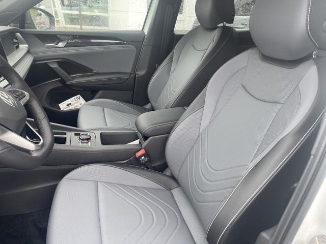 new 2025 Volkswagen Tiguan car, priced at $36,963