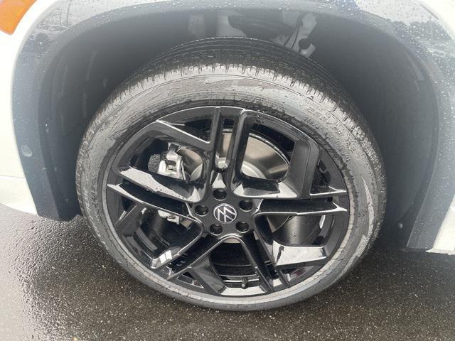 new 2025 Volkswagen Tiguan car, priced at $36,963