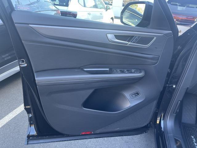 new 2026 Volkswagen Atlas Cross Sport car, priced at $45,992