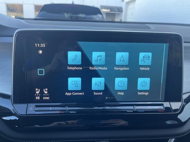 new 2026 Volkswagen Atlas Cross Sport car, priced at $45,992