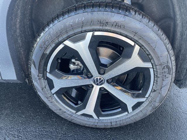 new 2026 Volkswagen Tiguan car, priced at $36,949